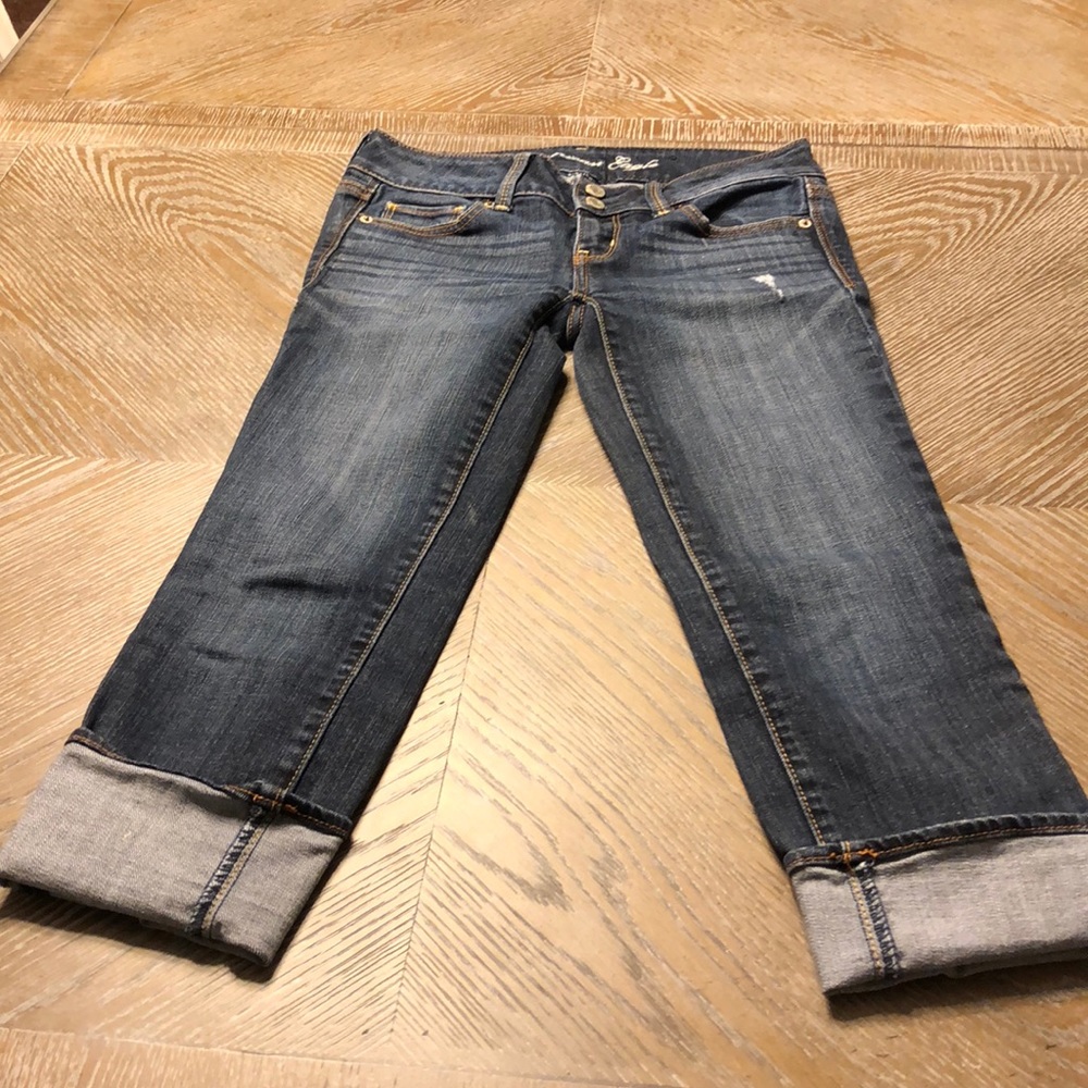 American Eagle Capri Pants
